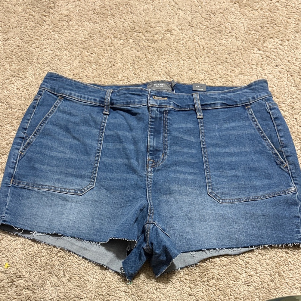 torrid Blue Denim Jean Shorts nwt